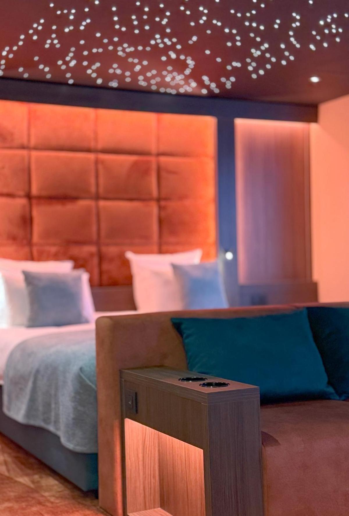 Hotel Restaurant Van Der Valk Nivelles-Sud Екстер'єр фото